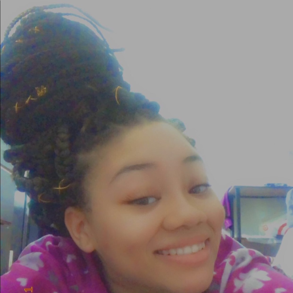 Meet your Posher, Dashane